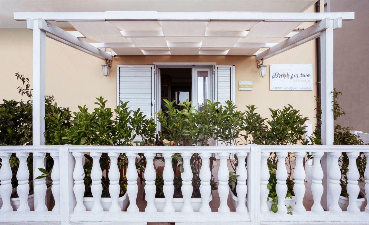 Break For Two Bed & Breakfast Agropoli Bagian luar foto